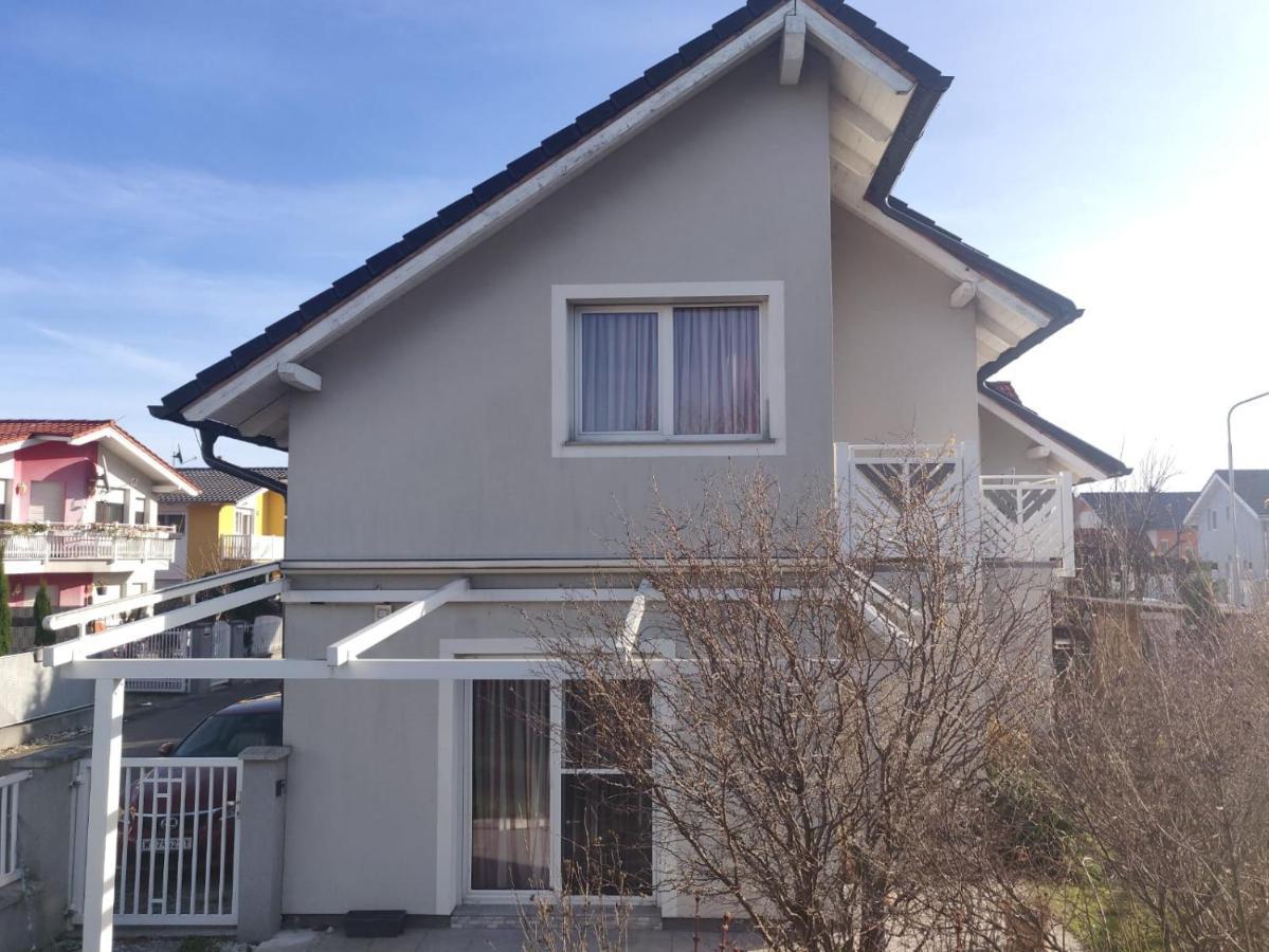 Relax - Ferienhaus In Wien Ngoại thất bức ảnh